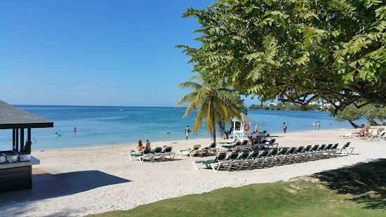 Bloody Bay Beach II