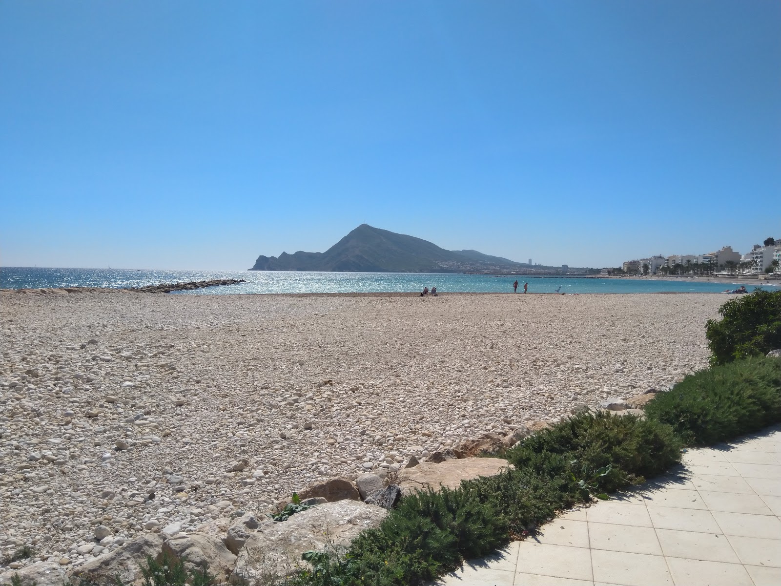 Platja de l'Espigo'in fotoğrafı - rahatlamayı sevenler arasında popüler bir yer