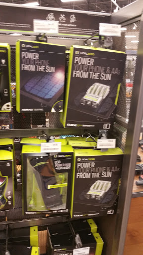 Camping Store «REI», reviews and photos, 7531 North Point Pkwy, Alpharetta, GA 30022, USA