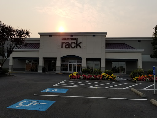 Department Store «Nordstrom Rack Tanasbourne Town Center», reviews and photos, 18100 NW Evergreen Pkwy, Beaverton, OR 97006, USA