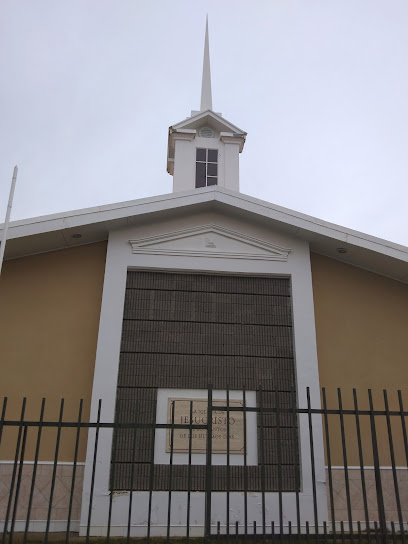 La Iglesia de Jesucristo de los Santos de los Últimos Días - Barrio Río de la Mano