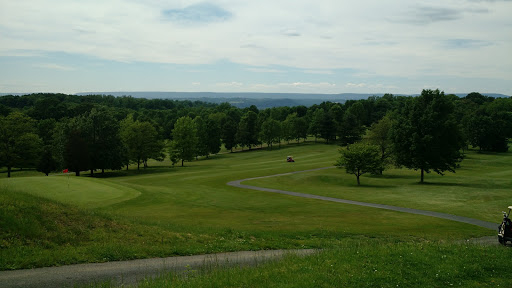 Golf Course «Apple Mountain Golf & CC», reviews and photos, 369 Hazen Oxford Rd, Belvidere, NJ 07823, USA