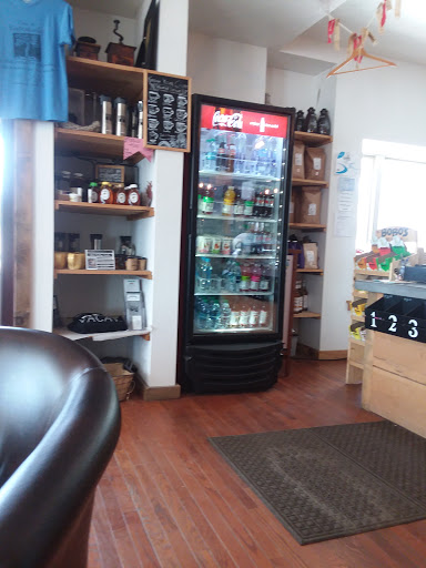 Coffee Shop «Vacavi Cafe», reviews and photos, 100 Water St, Conneaut Lake, PA 16316, USA