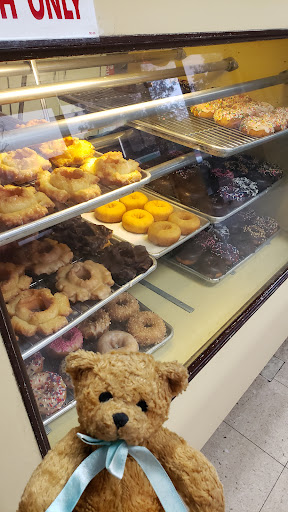 Donut Shop «Dundee Donuts & Muffins», reviews and photos, 2458 Stearns St, Simi Valley, CA 93063, USA