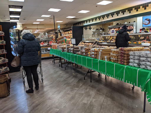 Grocery Store «Super Foodtown of Caldwell», reviews and photos, 370 Bloomfield Ave, Caldwell, NJ 07006, USA