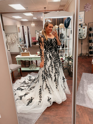 Bridal Shop «Bridal Aisle Off the Rack Boutique & Consignment», reviews and photos, 308 5th Ave SE, Osseo, MN 55369, USA