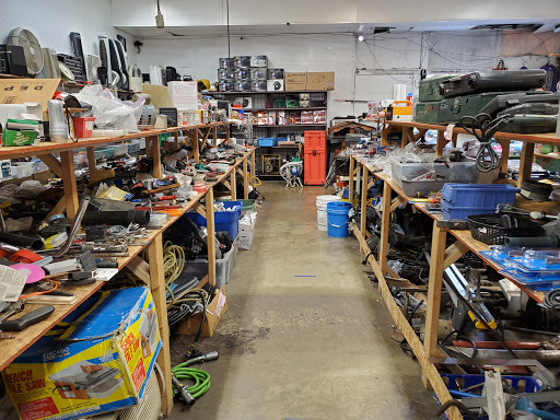 Thrift Store «Secondhand Affordables Thrift store», reviews and photos, 14011 Pacific Ave S, Tacoma, WA 98444, USA