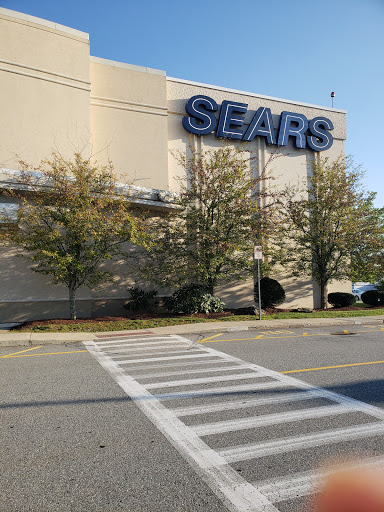 Shopping Mall «Auburn Mall», reviews and photos, 385 Southbridge St, Auburn, MA 01501, USA