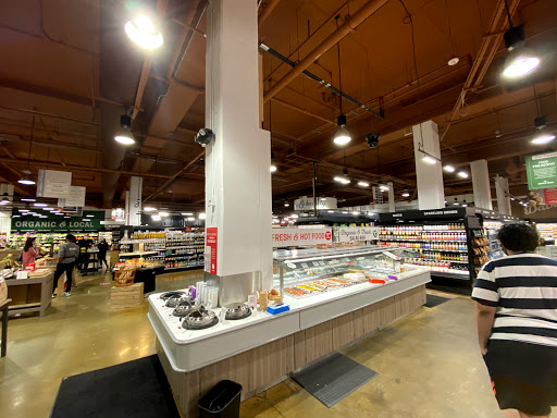 Grocery Store «Earth Fare», reviews and photos, 721 Gov Morrison St #110, Charlotte, NC 28211, USA