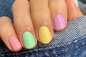 Sunny's Nails image