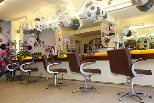 Friseur - Salon Haarschmid In Leutasch