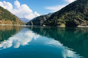 Chamera Dam Reservoire image