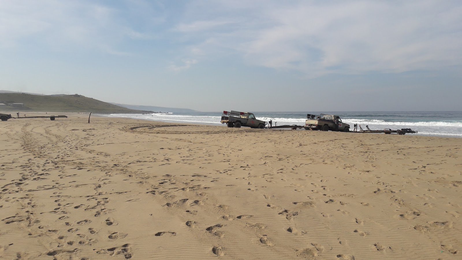 Valokuva Mbotyi beachista. sisältäen tilava ranta