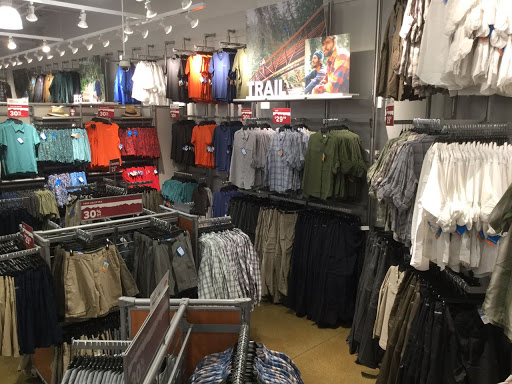 Sportswear Store «Columbia Sportswear Outlet Store at Cabazon Outlets», reviews and photos, 48750 Seminole Dr, Cabazon, CA 92230, USA