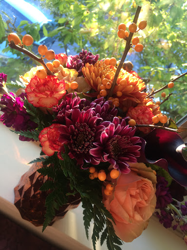 Florist «Petals & Vines», reviews and photos, 410 Main St E, Monmouth, OR 97361, USA