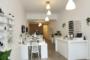 Nagelstudio & Schoonheidssalon 'By Margriet'