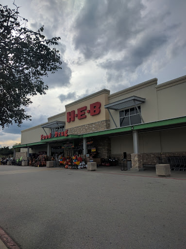 Grocery Store «H-E-B Grocery», reviews and photos, 215 River Ranch Rd, Kingsland, TX 78639, USA