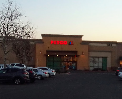 Petco Animal Supplies, 1230 Commerce Ave, Atwater, CA 95301, USA, 