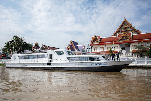 Thong Chao Phraya Cruise - เรือสำราญทองเจ้าพระยา - เช่าเรือ กรุงเทพฯ