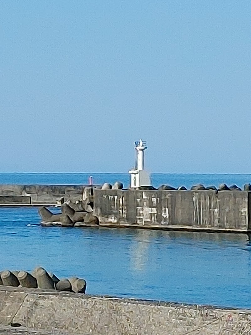 金浦港沖防波堤灯台