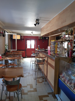 Les 2 Gares à Luxeuil-les-Bains