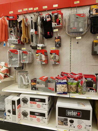 Department Store «Target», reviews and photos, 5000 Grandview Pkwy, Davenport, FL 33837, USA