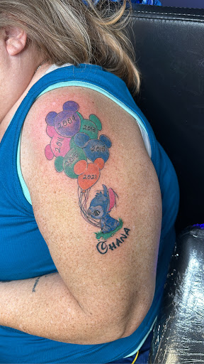 Explore kayak tattoo ideas, creative tattoo ideas in Williamsport, available at Tats Tattoo Zoo