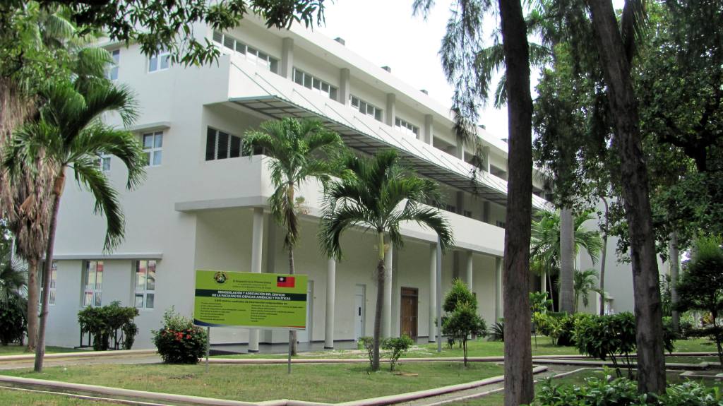Edificio Nueva Universidad