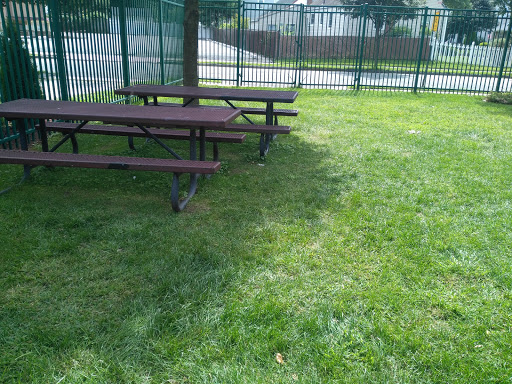 Park «Hot Dog Park», reviews and photos, 319 Lehigh Ave, Roselle Park, NJ 07204, USA