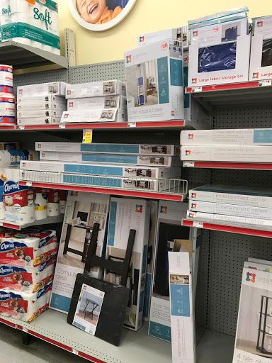 Grocery Store «Food Lion», reviews and photos, 110 Broadkill Rd, Milton, DE 19968, USA