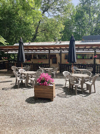 Atmosphère du Restaurant LA GUINGUETTE DE THALYS à Saurat - n°1