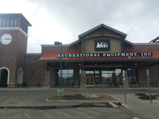 REI, 2220 Tschache Ln, Bozeman, MT 59718, USA, 