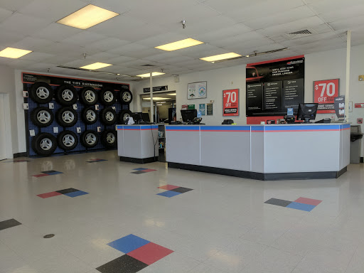 Tire Shop «Firestone Complete Auto Care», reviews and photos, 7700 E Kellogg Dr, Wichita, KS 67207, USA
