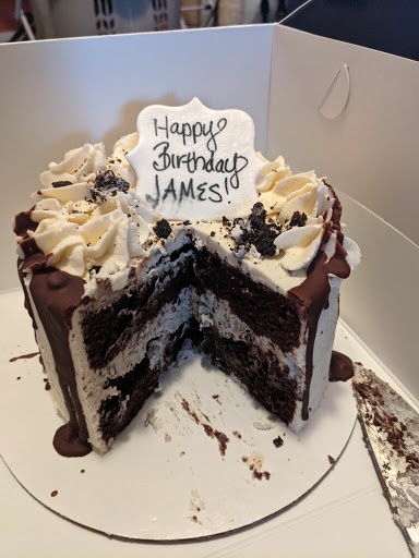 Wedding Bakery «LaLa Custom Cake», reviews and photos, 15301 Madison Ave, Lakewood, OH 44107, USA