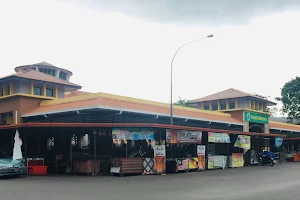 Bau Market image