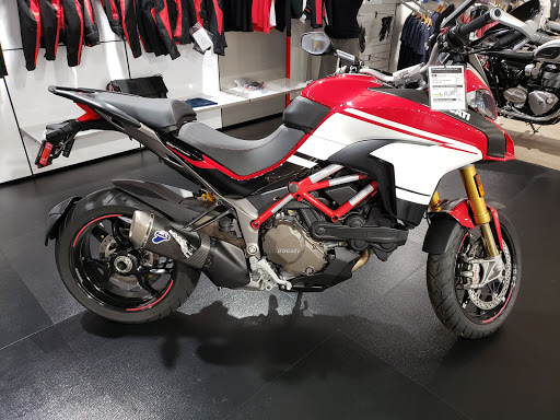 Motorcycle Dealer «Commonwealth Motorcycles», reviews and photos, 625 E Jefferson St, Louisville, KY 40202, USA