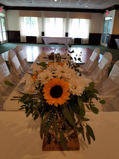 Golf Course «Twin Oaks Golf & Plantation Club», reviews and photos, 450 E 43rd St, Covington, KY 41015, USA