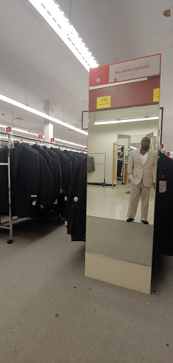 Shopping Mall «Orange Promenade Shopping Ctr», reviews and photos, 80 Boston Post Rd, Orange, CT 06477, USA