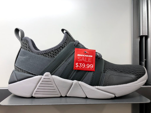 Shoe Store «SKECHERS Factory Outlet», reviews and photos, 163-11 Jamaica Ave, Jamaica, NY 11432, USA