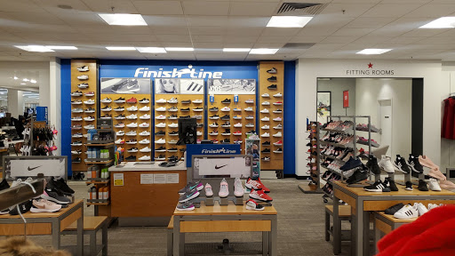 Shoe Store «Finish Line», reviews and photos, 3400 N Sepulveda Blvd, Manhattan Beach, CA 90266, USA
