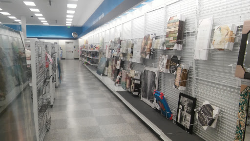 Shopping Mall «Penn Mar Shopping Center», reviews and photos, 2950 Donnell Dr, Forestville, MD 20747, USA