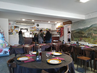 Restaurant Can Met - Carrer de Sant Pere, 26, 17830 Mieres, Girona, Spain
