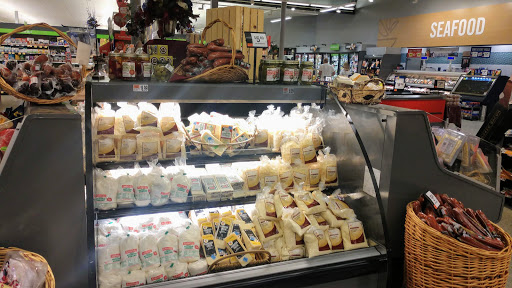 Grocery Store «Super Stop & Shop», reviews and photos, 446 Putnam Pike, Greenville, RI 02828, USA