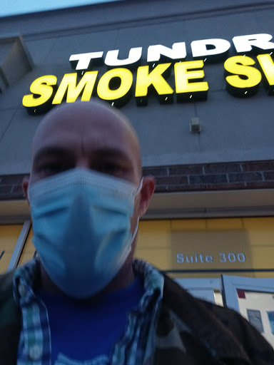 Tobacco Shop «Tundra Smoke Shop», reviews and photos, 2719 S Oneida St, Green Bay, WI 54304, USA