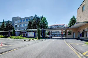 Dolnooravská nemocnica s poliklinikou MUDr. Ladislava Nádaši Jégého Dolný Kubín image