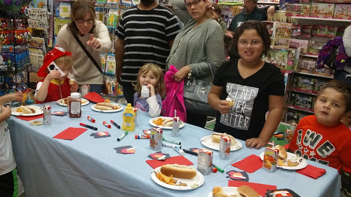 Learning Express Toys of Wyomissing, 746 Woodland Rd, Wyomissing, PA 19610, USA, 