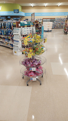 Grocery Store «Hannaford Supermarket», reviews and photos, 95 Weibel Ave, Saratoga Springs, NY 12866, USA