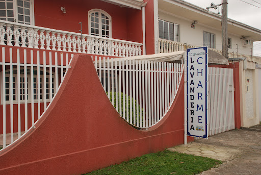 Logo da empresa - lavanderia charme