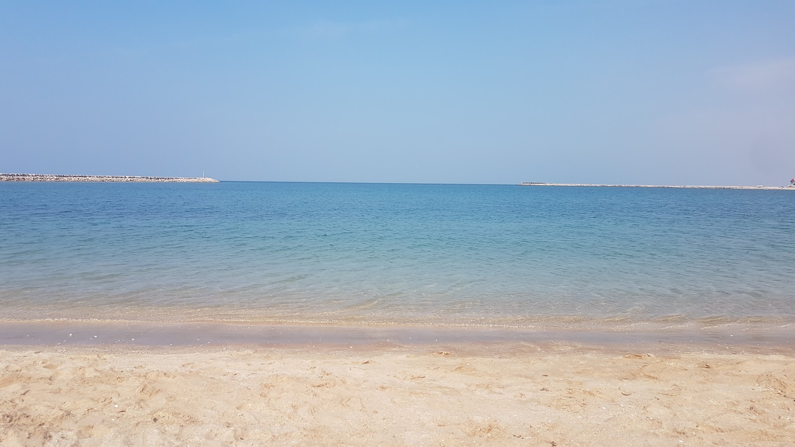 Mareedh beach'in fotoğrafı #43 ile birlikte
