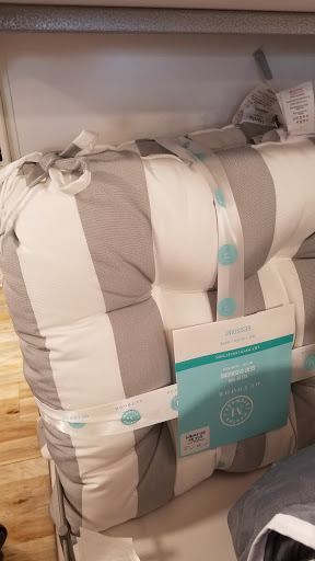 Department Store «HomeGoods», reviews and photos, 738 S Randall Rd, Algonquin, IL 60102, USA